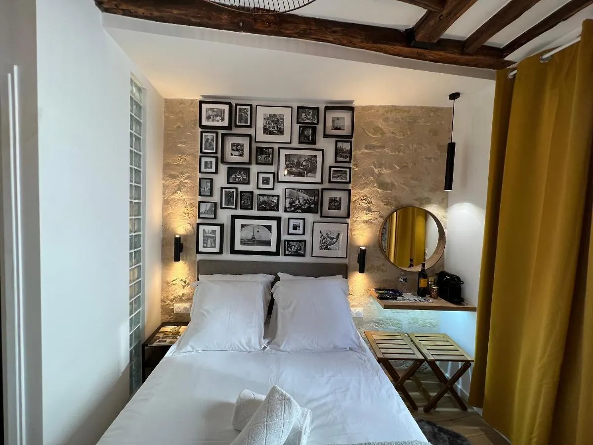 Apartment Studios Pasteur- Paris Xve France